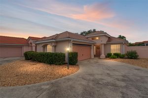 906 SANTA ANNA LN, LADY LAKE, FL