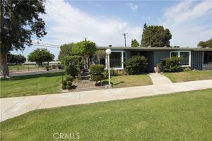 13610 BURNING TREE LN APT 2F, SEAL BEACH, CA