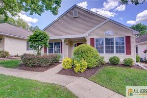 295 WAXWING DR, MONROE, NJ