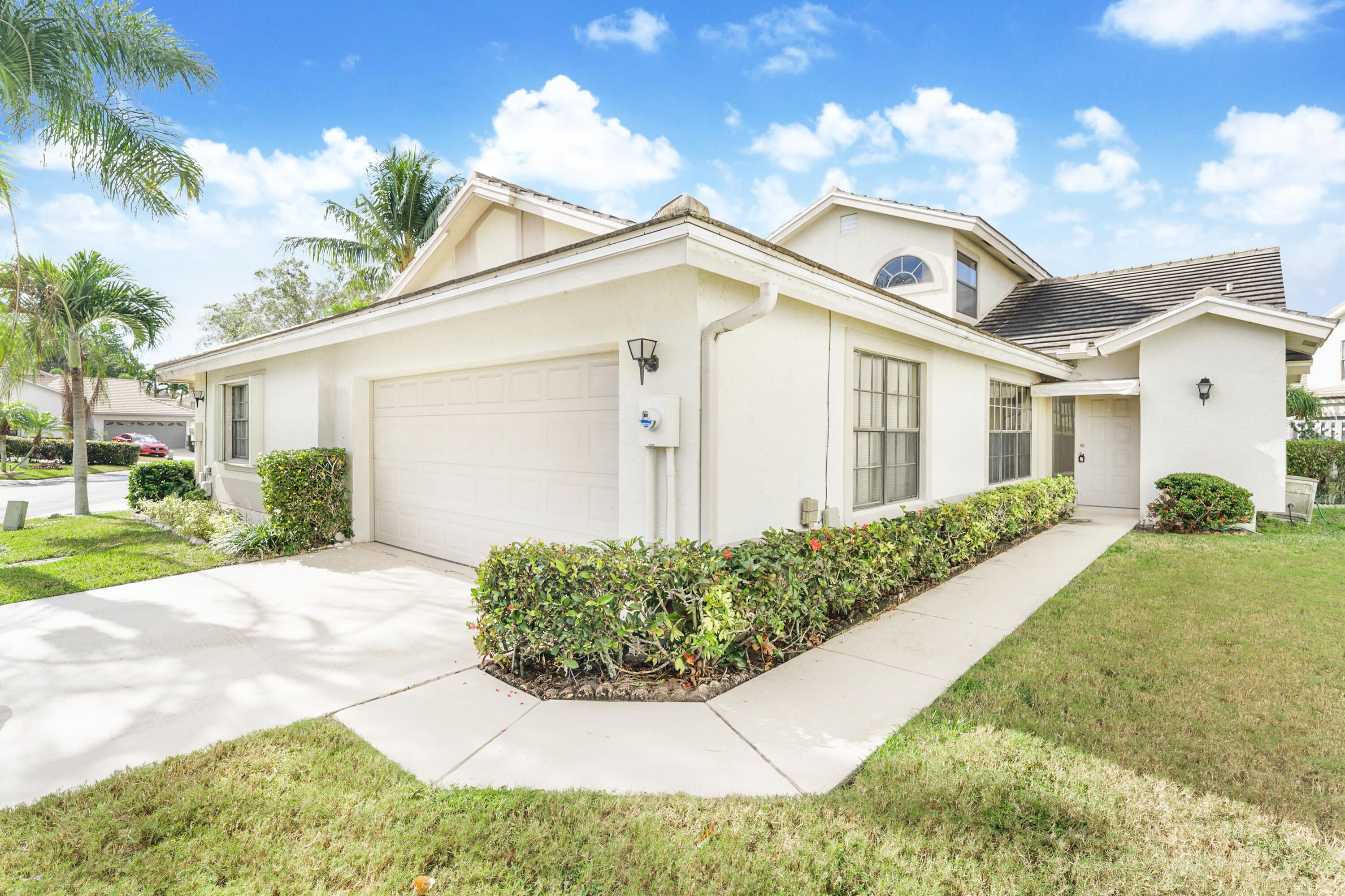 image of property at 4830 Brighton Lakes Boulevard