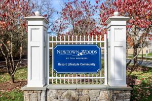 433 BROOKSIDE CT 433, NEWTOWN, CT