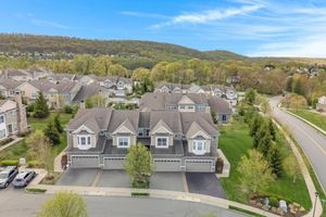4 WILD IRIS LN, HACKETTSTOWN, NJ