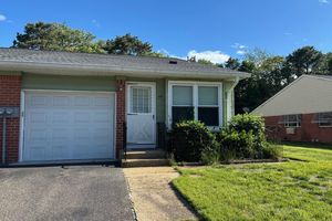 10 MONMOUTH LN B, WHITING, NJ
