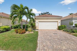 7241 CATALUNA CIR, DELRAY BEACH, FL