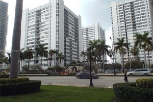 1904 S OCEAN DR 405, HALLANDALE BEACH, FL