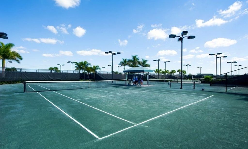8 Lighted Har-Tru Tennis Courts