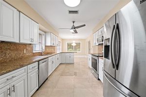 10911 GREENTRAIL DR, BOYNTON BEACH, FL