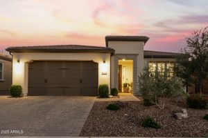 649 E VETERANS WAY, QUEEN CREEK, AZ