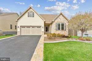 230 HONEYCROFT BLVD, COCHRANVILLE, PA
