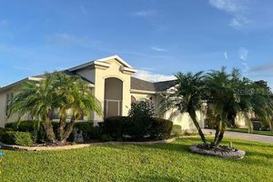 10523 HYANNISPORT LOOP, SAN ANTONIO, FL