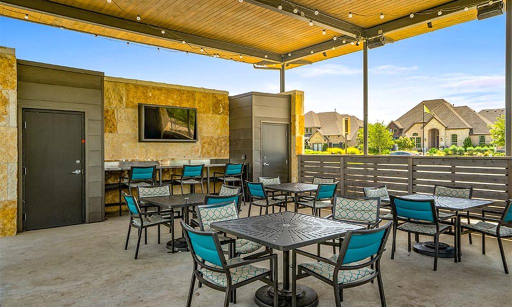 Outdoor Dining Area