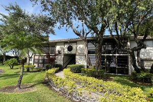 10415 E CLAIRMONT CIR # 212, TAMARAC, FL