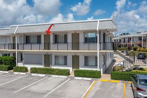 3160 LAKE OSBORNE DR 211, LAKE WORTH BEACH, FL