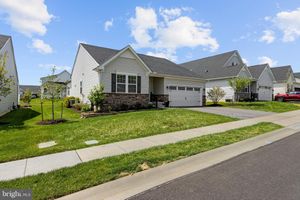 290 LETITIA MANOR DR, WEST GROVE, PA