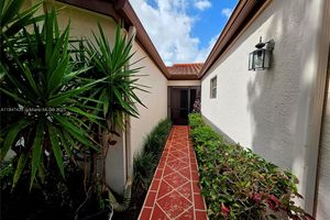 6220 KINGS GATE CIR, DELRAY BEACH, FL