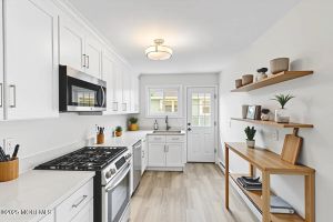 16 MOUNT KISCO DR, TOMS RIVER, NJ