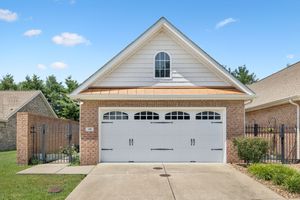 145 PLYMOUTH DR, LEBANON, TN