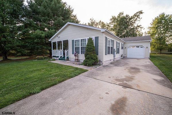 143 Troon, Hamilton Township, NJ 08330 | MLS #573184 | 55places