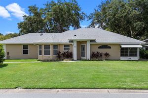 5622 KING JAMES AVE, LEESBURG, FL