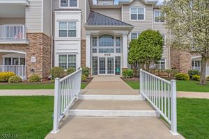 1111 CONRAD WAY, SOMERSET, NJ