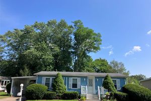 1661 OLD COUNTRY RD UNIT 423, RIVERHEAD, NY