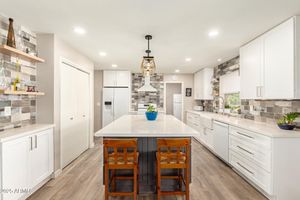 4630 E CAPRI AVE, MESA, AZ
