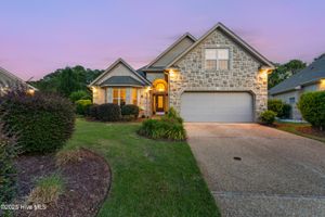 310 WHITE SWAN CT, WILMINGTON, NC