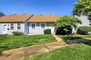 21 PLAZA DEL CAMPILLO E, FREEHOLD, NJ