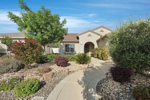 2725 SHADOW BERRY DR, MANTECA, CA