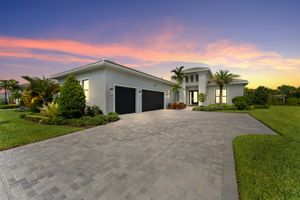 5401 SAINT VINCENT LN, WESTLAKE, FL