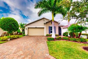 10207 SW INDIAN LILAC TRL, PORT SAINT LUCIE, FL