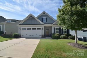 5219 LAREWOOD DR, CHARLOTTE, NC