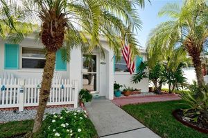 594 SPANISH DR, LONGBOAT KEY, FL