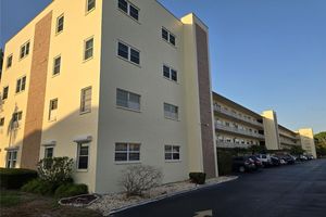 5705 80TH ST N UNIT 303, ST PETERSBURG, FL