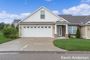 6511 POTTERS WHEEL DR # 106, CALEDONIA, MI