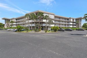 2800 NW 47TH TER 404B, LAUDERDALE LAKES, FL