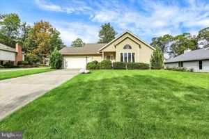 6049 GREENBRIAR TER, FAYETTEVILLE, PA