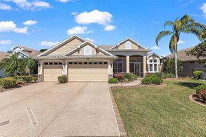 8809 BEACON HILL AVE, MOUNT DORA, FL