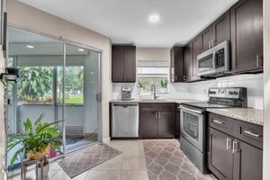 3524 VIA POINCIANA APT 102, LAKE WORTH, FL