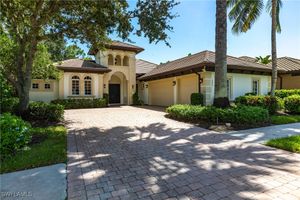 8886 SHENENDOAH CIR, NAPLES, FL