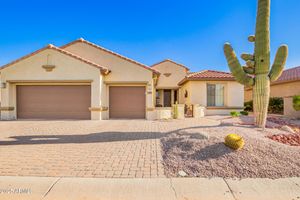 5381 N PIONEER DR, ELOY, AZ