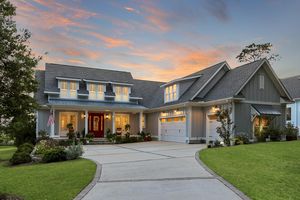 3623 WHITE CLIFFS DR, CASTLE HAYNE, NC