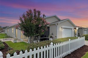 2450 SOUTHERN OAK ST, THE VILLAGES, FL