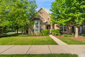2904 PORTAGE ST, NAPERVILLE, IL