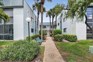15072 ASHLAND PL 136, DELRAY BEACH, FL