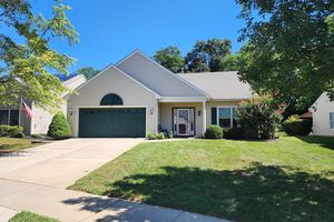 33 SUNSET LN, COLUMBUS, NJ