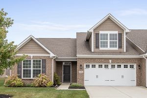 253 DARROUGH DR, GREENWOOD, IN
