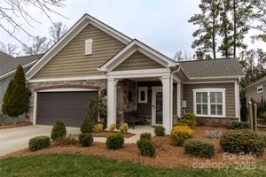 16116 LAKESIDE LOOP LN, CORNELIUS, NC