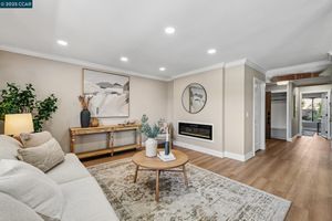 2101 GOLDEN RAIN RD 14, WALNUT CREEK, CA