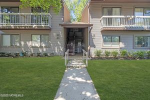25 CLAREMONT CT, RED BANK, NJ
